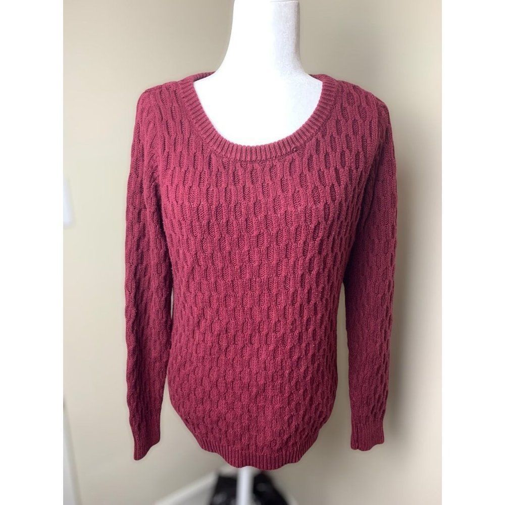 Old Navy maroon knit sweater